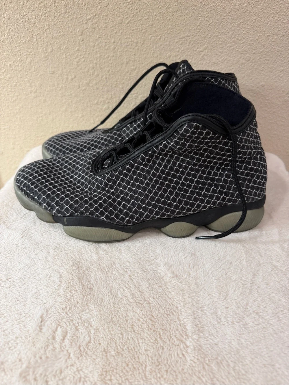 Men’s Jordan Horizon High Tops